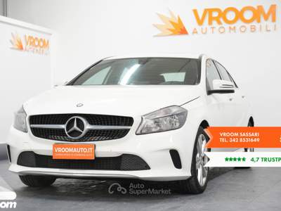 Mercedes-Benz Classe A A 180 d Automatic Sport Bianco usata Chilivani