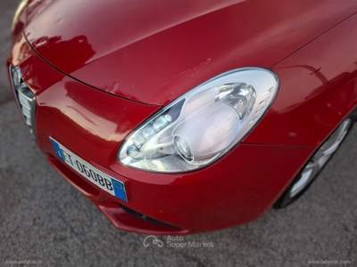 Alfa Romeo Giulietta Giulietta 1.6 JTDm-2 105 CV Distinctive Rosso usata RIMINI