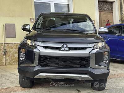 Mitsubishi L200 150cv Double Cab 4x4  Double Cab Intense Pak ClearTec Grigio usata COSOLETO