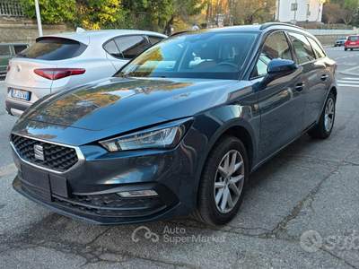 Seat Leon Sportstourer 2.0 TDI Style usata Torino