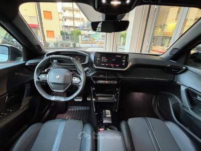 Peugeot 2008 GT Bianco usata Jesolo
