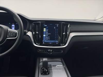 Volvo V60 V60 B4 (D) Automatico Essential Grigio usata Cassola