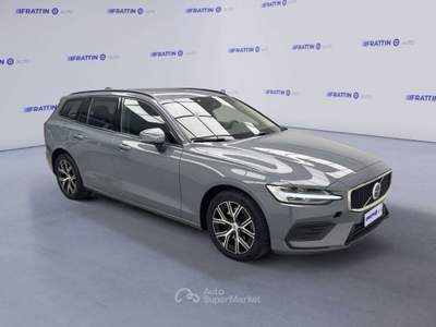 Volvo V60 V60 B4 (D) Automatico Essential Grigio usata Cassola