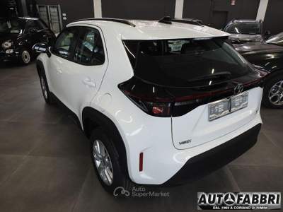Toyota Yaris Cross 1.5 Hybrid 5p. E-CVT Act.Eco Bianco usata CORIANO