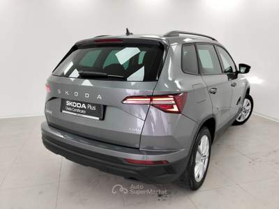 Skoda Karoq 2.0 TDI SCR 4x4 DSG Executive Grigio usata Lurate Caccivio