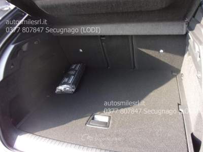 Peugeot 3008 Hybrid 145 e-DCS6 Allure Grigio usata SECUGNAGO