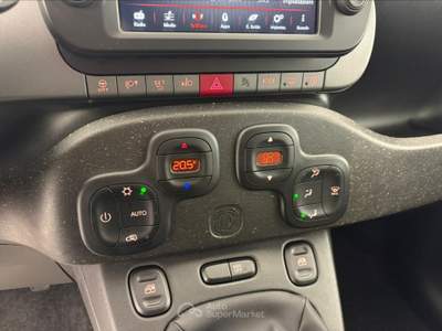 Fiat Panda Panda 1.0 firefly hybrid cross s&s 70cv Rosso usata Settimo Torinese