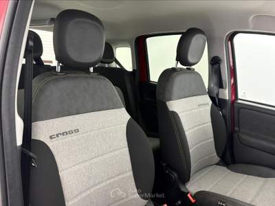 Fiat Panda Panda 1.0 firefly hybrid cross s&s 70cv Rosso usata Settimo Torinese