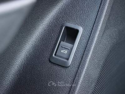 Audi Q3 Sportback - 35 TFSI S-Line Edition 150cv and S-Tronic Nero usata Faenza