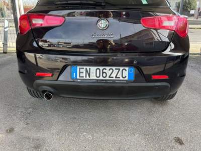 Alfa Romeo Giulietta Giulietta III 2010 1.6 jtdm(2) Distinctive usata Giugliano in Campania