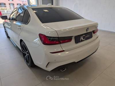 BMW Serie 3 320d d 48V Msport Bianco usata Savona