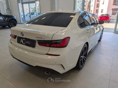 BMW Serie 3 320d d 48V Msport Bianco usata Savona