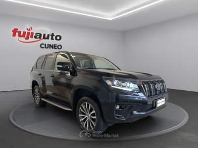 Toyota Land Cruiser Land Cruiser 5p 2.8 d-4d Anniversary auto Nero usata Cuneo