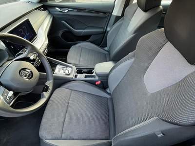 Skoda Octavia unico proprietario, ottime condizione , ambition Argento usata Bussolengo