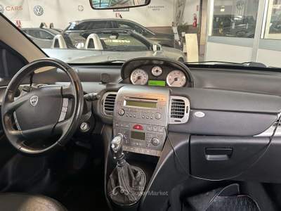 Lancia Ypsilon Ypsilon II 1.2 8v MODA MILANO Nero usata MILANO