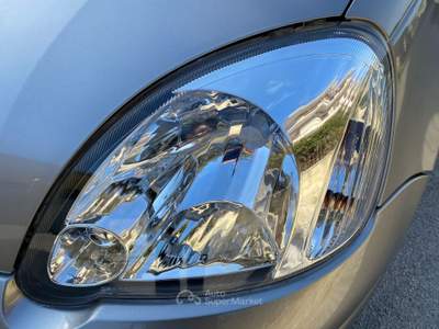 Toyota Yaris 1.4 tdi 75cv cat 5 porte - 2004 Grigio usata Giugliano in Campania