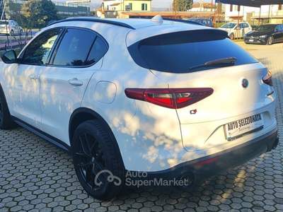 Alfa Romeo Stelvio AT8 Q4 B-Tech Bianco usata Pieve a Nievole