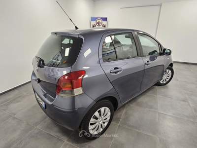 Toyota Yaris 5 porte - Unico proprietario Grigio usata TORINO