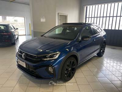 Volkswagen Taigo DSG R-Line Black 18 keyless Blu/Azzurro usata Gozzano