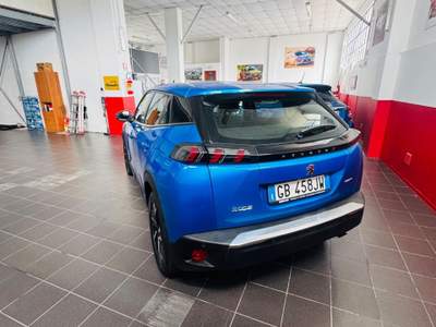 Peugeot 2008 S&S Allure Blu/Azzurro usata Rivoli