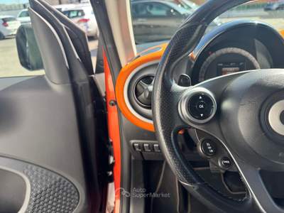 Smart ForTwo SMART ForTwo 71CV 1.0 Twinamic Prime Bianco usata Isernia