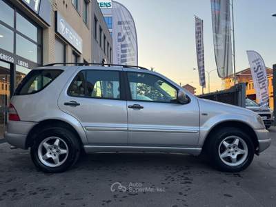 Mercedes-Benz Classe M POCHI CHILOMETRI Argento usata Torino