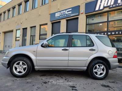 Mercedes-Benz Classe M POCHI CHILOMETRI Argento usata Torino
