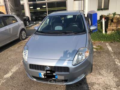 Fiat Grande Punto FIAT GRANDE PUNTO 1.2 GPL IDONEO ANCHE PER NEO PATENTATI Argento usata Rovigo