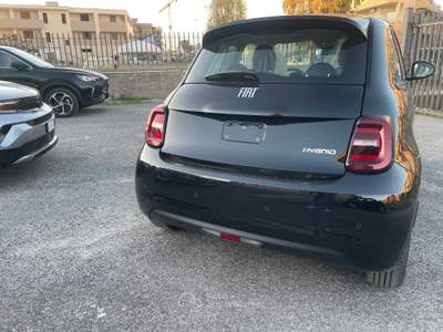 Fiat 500 Fiat 500 1.0 Hybrid Icon Nero usata Mondragone