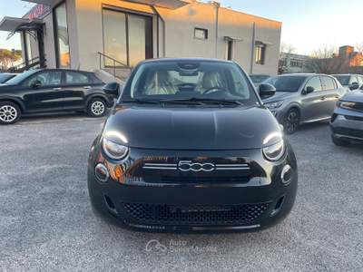 Fiat 500 Fiat 500 1.0 Hybrid Icon Nero usata Mondragone
