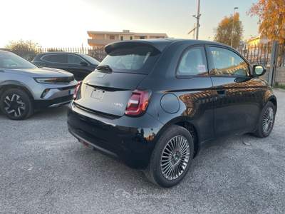 Fiat 500 Fiat 500 1.0 Hybrid Icon Nero usata Mondragone