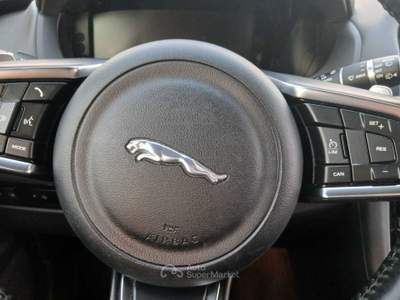 Jaguar F-Pace cambio automatico, unico proprietario Nero usata Massa
