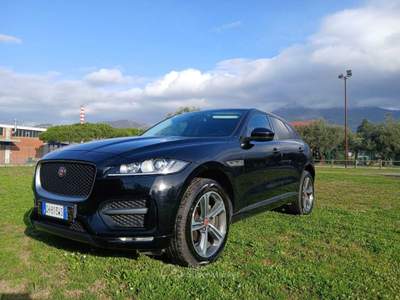 Jaguar F-Pace cambio automatico, unico proprietario Nero usata Massa
