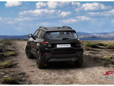Jeep Avenger 4xe Upland Nero usata Corciano