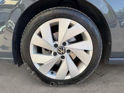Volkswagen Golf 2.0 tdi Edition Plus 115cv Oro usata Rovigo