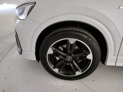 Audi Q2 Q2 30tdi s-line edition Bianco usata San Zeno Naviglio