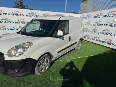Fiat Doblò Doblo Doblò 1.6 MJT 105CV GARANZIA 12 MESI Bianco usata Napoli Fiat Doblò Doblo Doblò 1.6 MJT 105CV GARANZIA 12 MESI Bianco usata Napoli