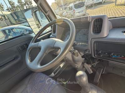 Nissan Cabstar 35.10 3.0 110 CV RIBALTABILE CASSONE NUOVO MECCANICA NUOVA Bianco usata Napoli