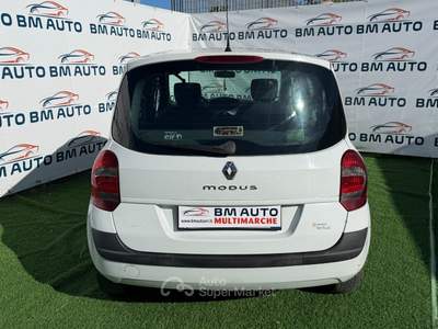 Renault Modus 1.5 DIESEL 70CV Expression GARANZIA 12 MESI Bianco usata Napoli