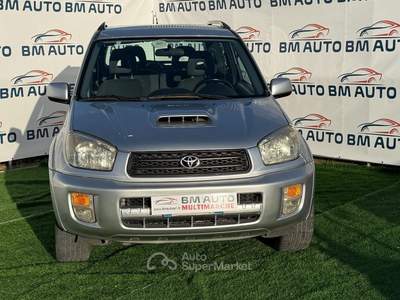 Toyota RAV4 RAV 4 RAV4 2.0 DIESEL 115 CV D-4D cat 3 porte Sol Argento usata Napoli
