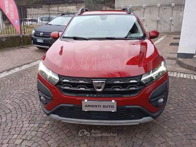 Dacia Sandero Sandero Stepway III 2021 Stepway 1.0 tce Comf. Rosso usata Desio