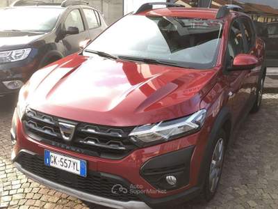 Dacia Sandero Sandero Stepway III 2021 Stepway 1.0 tce Comf. Rosso usata Desio