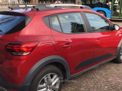 Dacia Sandero Sandero Stepway III 2021 Stepway 1.0 tce Comf. Rosso usata Desio