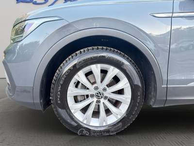 Volkswagen Tiguan  2.0 tdi Life 150cv dsg Grigio usata Cirò Marina