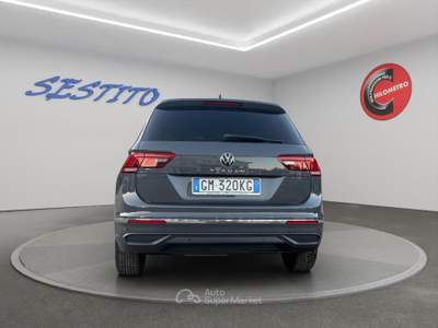 Volkswagen Tiguan  2.0 tdi Life 150cv dsg Grigio usata Cirò Marina