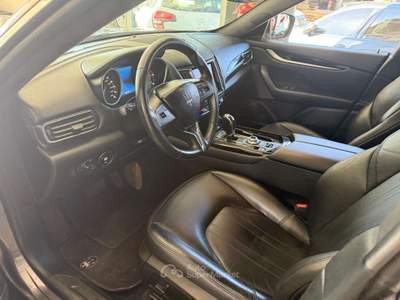 Maserati Levante Levante V6 D AWD Grandsport  184kw Grigio usata Terranuova Bracciolini