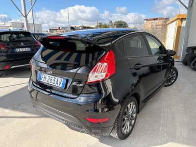 Ford Fiesta 5 porte ST-Line Nero usata ALTAMURA