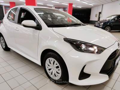 Toyota Yaris 1.5 Hybrid 115cv Active Automatica "SUPER PROMO" Bianco usata LEGNANO