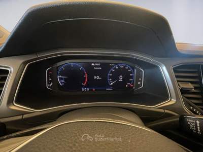 Volkswagen T-Roc 1.6 TDI SCR Style BMT Bianco usata MONOPOLI