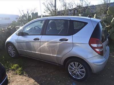 Mercedes-Benz Classe A Mercedes Classe A 180 CDI Elegance Grigio usata Bari